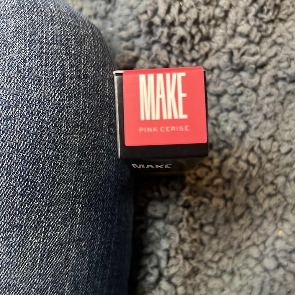 MAKE - SERUM BALM HYDRATING LIP TREATMENT - Picture 3 of 6